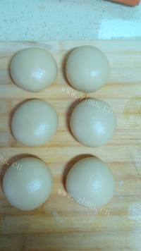 自制苏式豆沙月饼做法图解6)