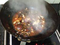 「手工美食」干蕨菜炒做法图解5)