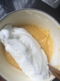 自制威风蛋糕做法图解7)