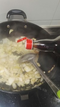 家常醋溜白菜做法图解4)