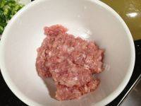 营养美食之皮蛋瘦肉粥做法图解2)