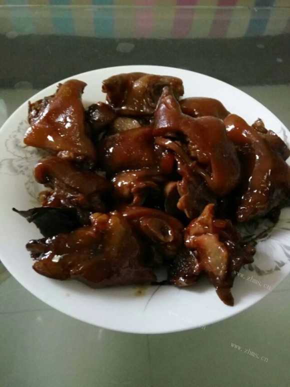 独特的红烧猪蹄