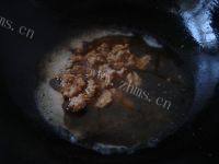 清爽的肉末烧豆腐做法图解4)