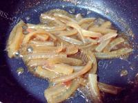 美味的蚝油焖肉皮丝做法图解6)