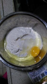 自制海苔肉松面包做法图解1)