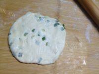 「DIY美食」葱油饼做法图解8)