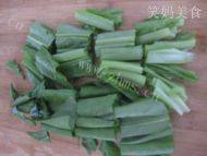 家常菜麻酱油麦菜做法图解2)