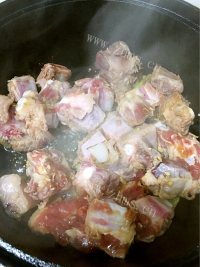营养的排骨煲饭做法图解5)