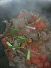 家常菜西红柿炒牛肉