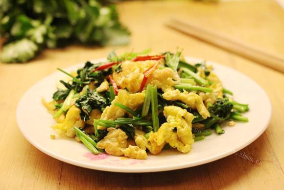香菜炒鸡蛋