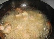 美味的东北红烧肉做法图解3)
