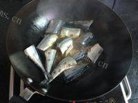 自制美食剁椒海鱼做法图解4)