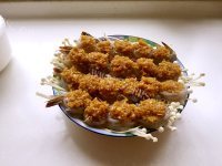 美味的蒜蓉金针菇蒸虾做法图解2)