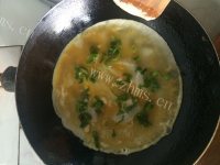 美味的软香鸡蛋饼做法图解5)