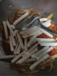 热腾腾的辣炒年糕做法图解6)