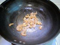 「DIY美食」西兰花炒虾仁做法图解5)