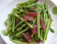 芹菜炒腊肠