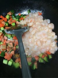 美味的什锦虾仁做法图解6)