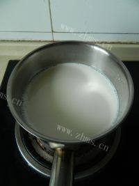 自制老北京奶酪做法图解2)