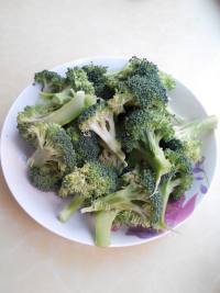 DIY圣诞树沙拉做法图解1)