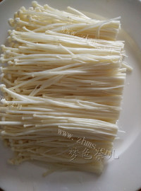 家常菜蚝汁金针菇做法图解1)