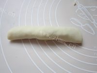 自制香酥葱油饼做法图解9)