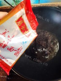 喷香的炸酱面做法图解16)
