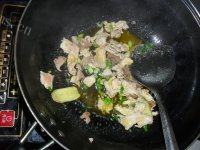 角瓜炒肉自制做法图解3)