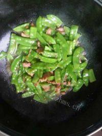 家常菜荷兰豆炒瘦肉