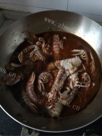 妈妈最爱的香辣皮皮虾做法图解4)