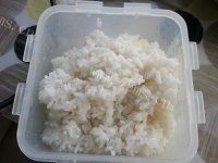 香气浓郁的辣白菜炒饭做法图解3)