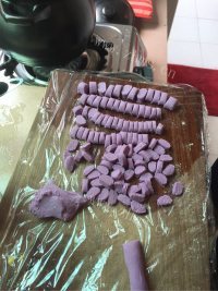 营养的银耳薯粉糖水做法图解3)