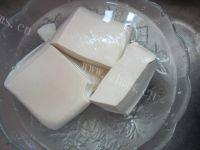 家常菜黄骨鱼豆腐汤做法图解2)