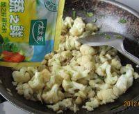 清炒菜花做法图解6)