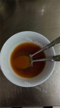 美味的糖醋鱼腩做法图解6)