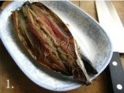 蜜汁秋刀鱼做法图解1)