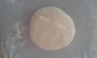 自制红糖烧饼做法图解9)
