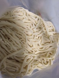 美味的酸菜面做法图解3)