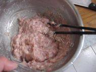 美味的冬瓜肉丸汤做法图解4)