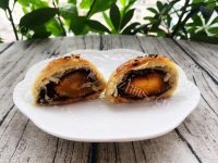 美味的红豆蛋黄酥