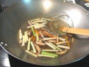 家常菜凉拌素丝做法图解3)