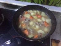 家常菜土豆炖排骨
