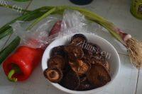 DIY美食-香菇炒肉做法图解1)