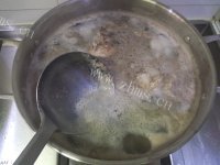 玉盘珍馐的排骨米饭做法图解3)