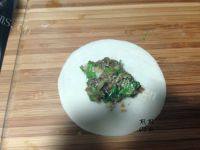 香味四溢的菜肉大馄饨做法图解9)