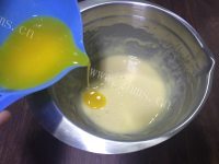 美味三色玛德琳蛋糕做法图解5)
