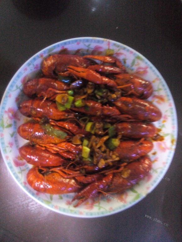 美味的麻辣小龙虾