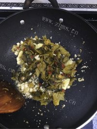 家庭版酸菜鱼做法图解7)