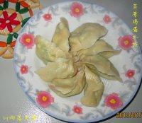 自己做的芹菜鸡蛋水饺
