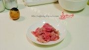 美味的麻花绿茶瘦肉粥做法图解2)